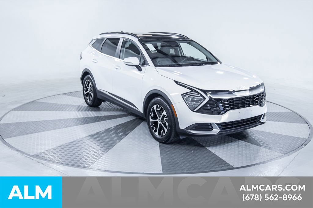 Used 2025 Kia Sportage EX w/ Premium Package FWD image 13