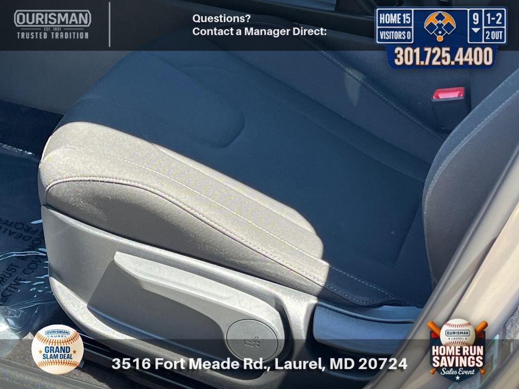 Used 2025 Hyundai Elantra Sport FWD image 7