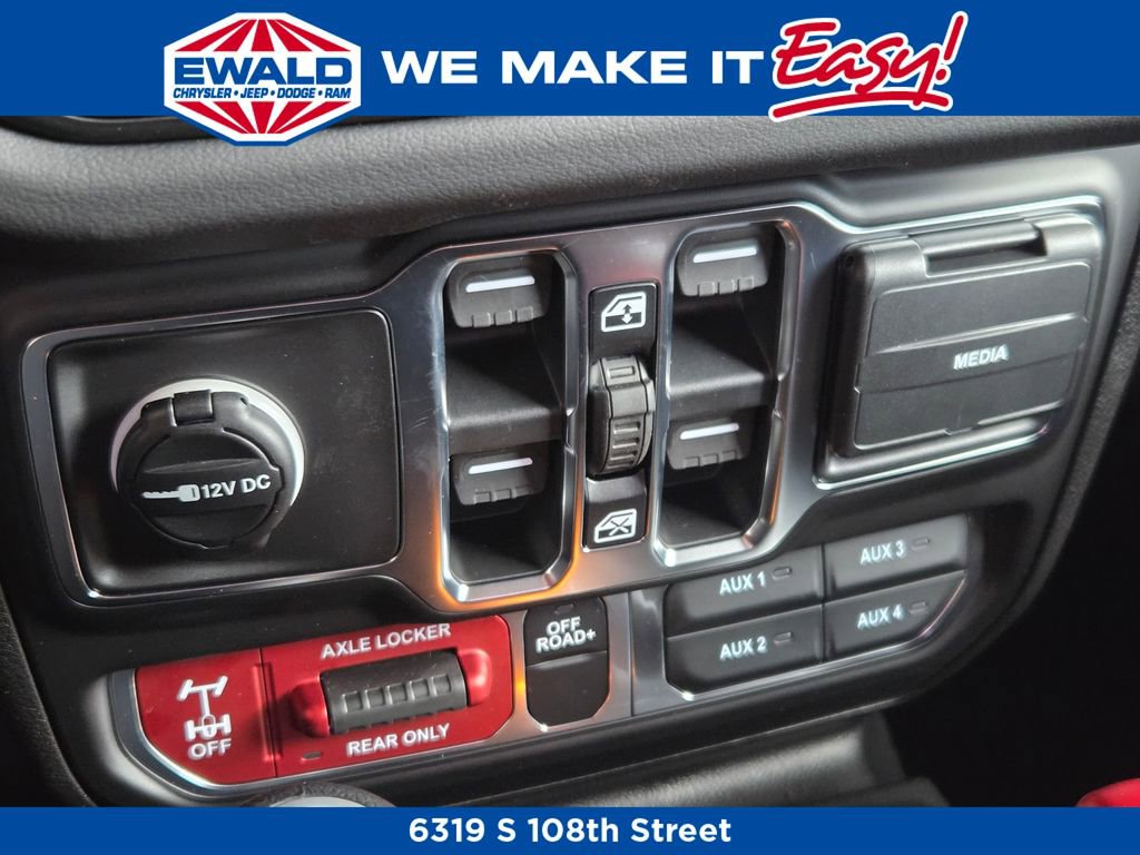 New 2026 Jeep Gladiator Mojave w/ Safety Group image 8