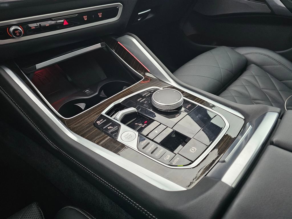 Used 2024 BMW X6 xDrive40i image 30