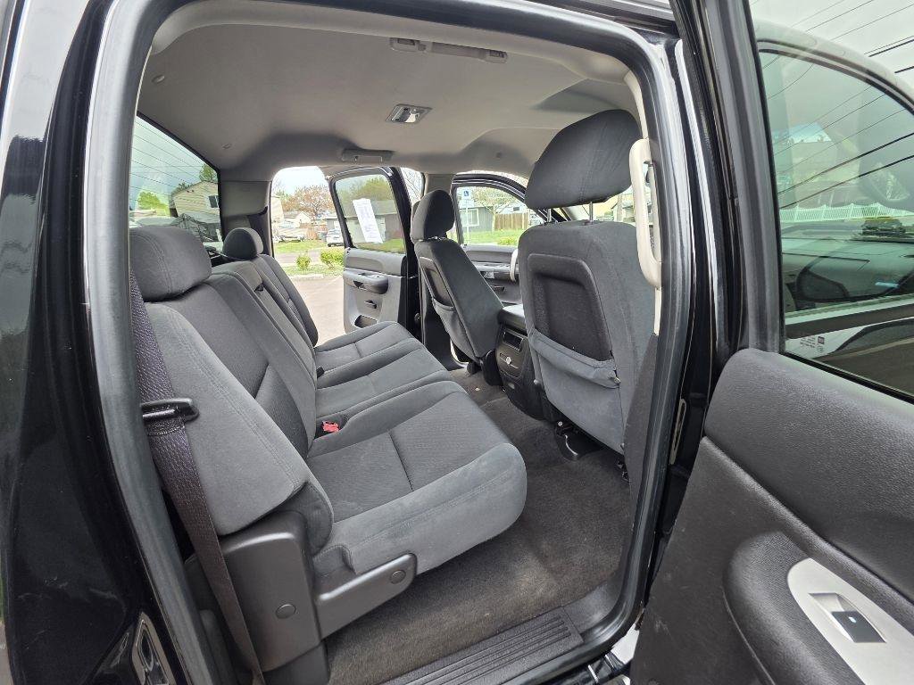 Used 2008 Chevrolet Silverado 1500 LT AWD/4WD image 17
