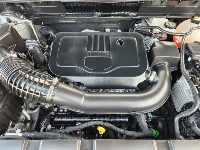 Used 2024 Chevrolet Blazer Premier image 32