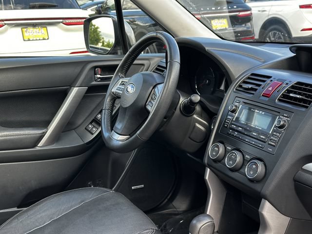Used 2015 Subaru Forester 2.5i Touring AWD/4WD image 32