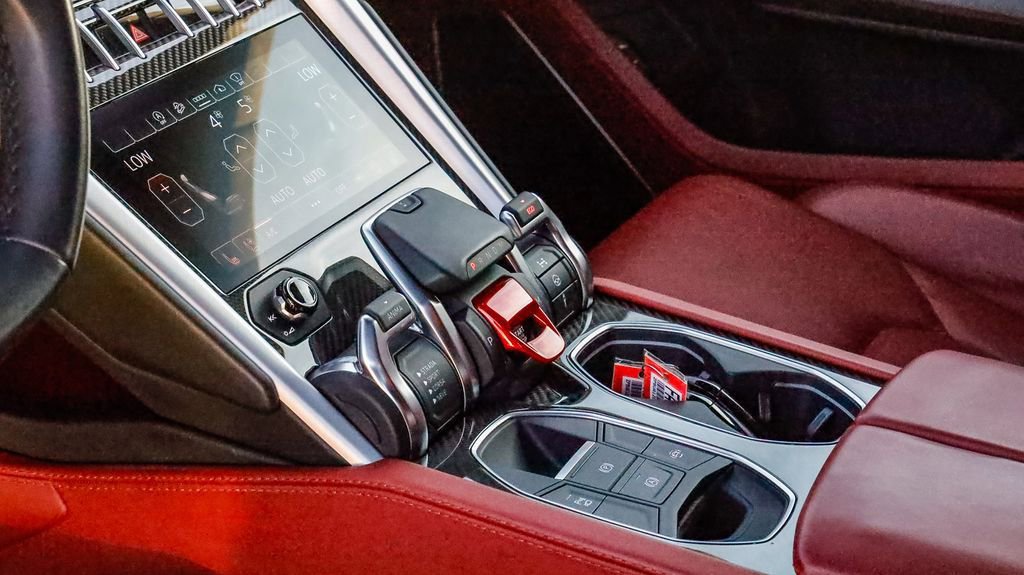 Used 2022 Lamborghini Urus image 20