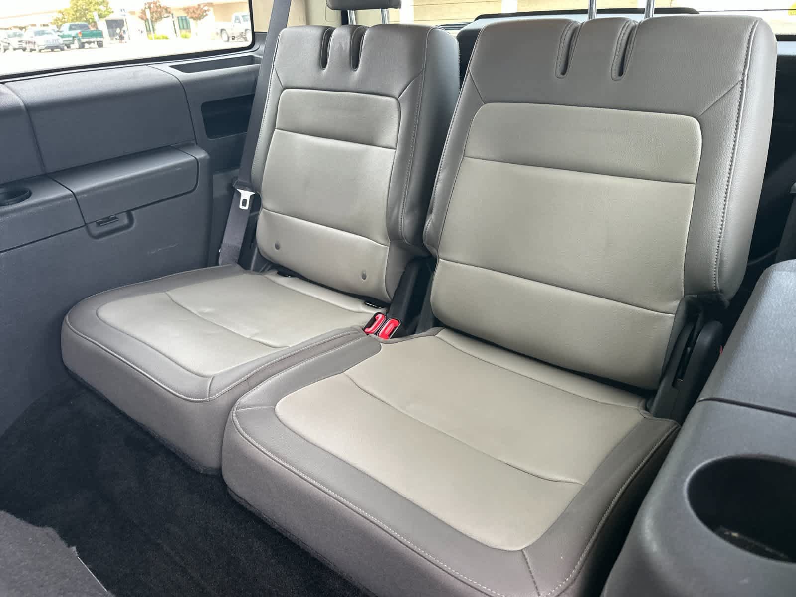 Used 2018 Ford Flex SEL w/ Equipment Group 202A FWD image 16