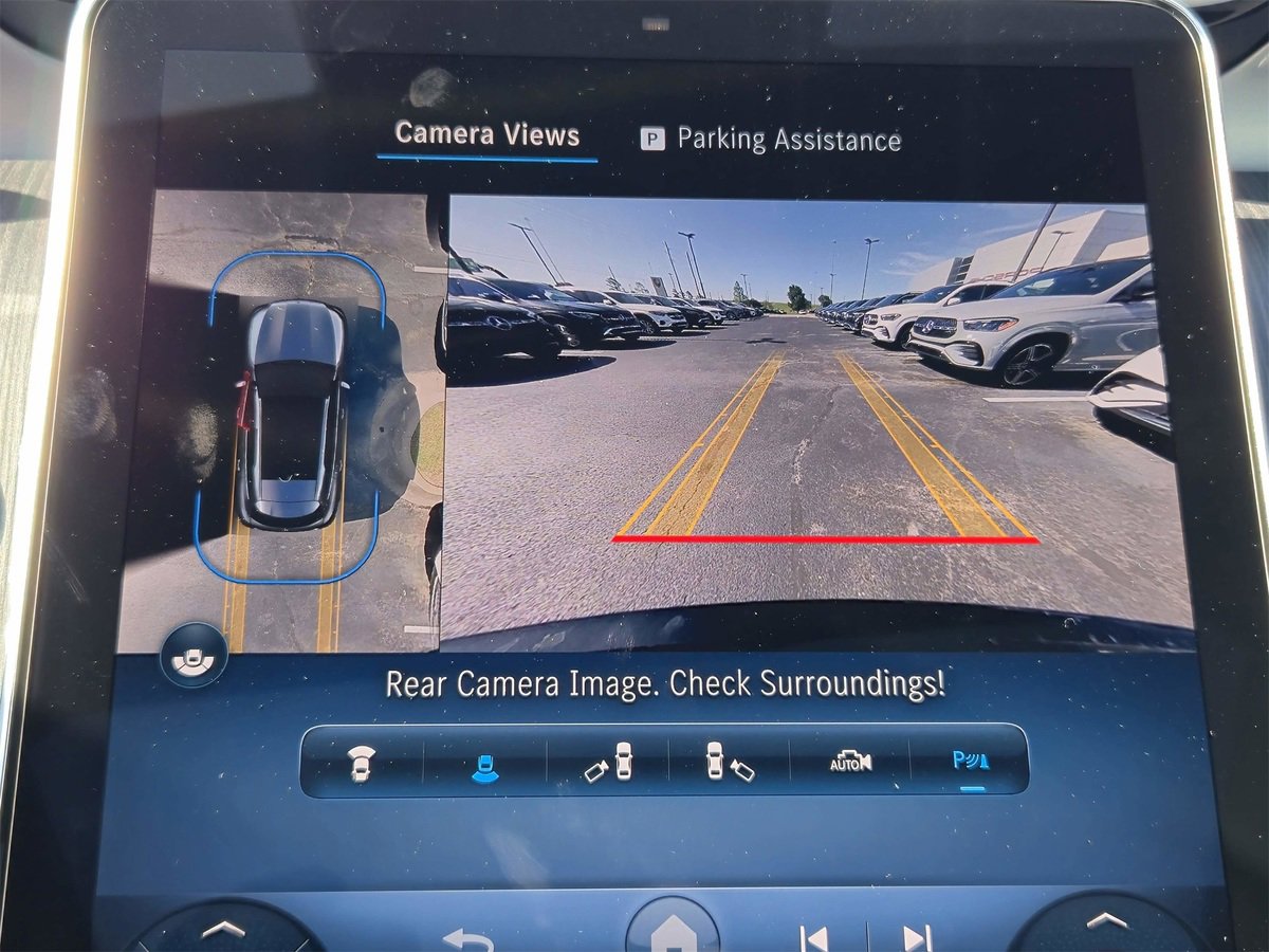 New 2025 Mercedes-Benz GLC 300 4MATIC image 17