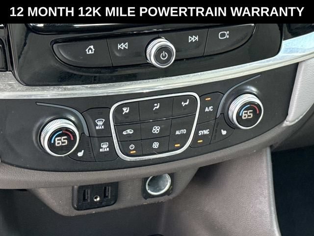 Used 2020 Chevrolet Traverse LT w/ Driver Confidence II Package AWD/4WD image 18