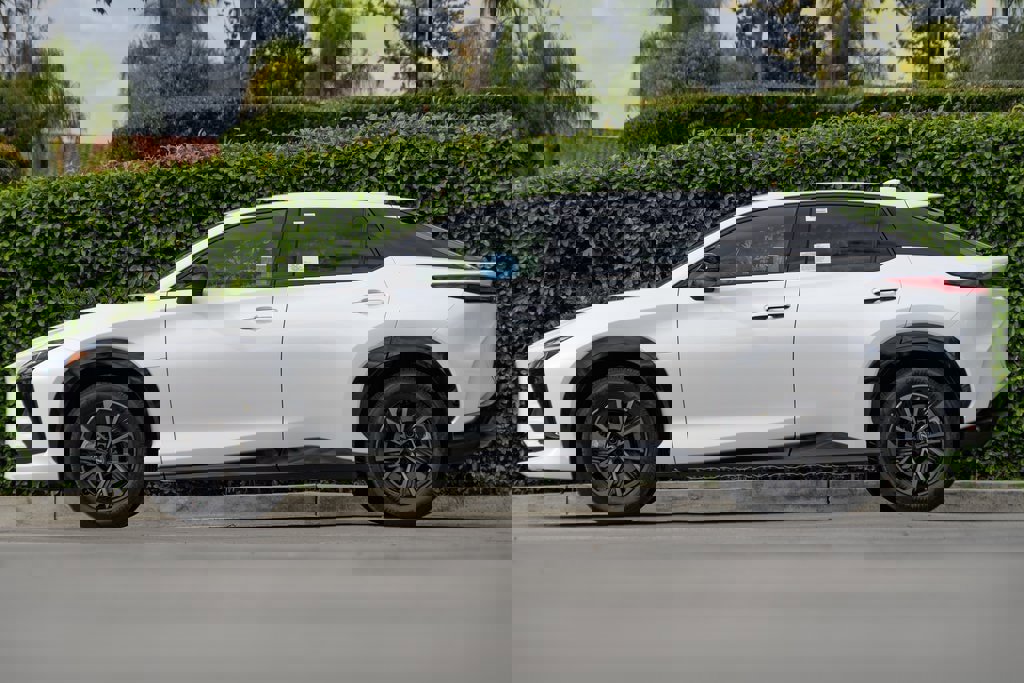 New 2026 Lexus RZ 450e Premium image 4
