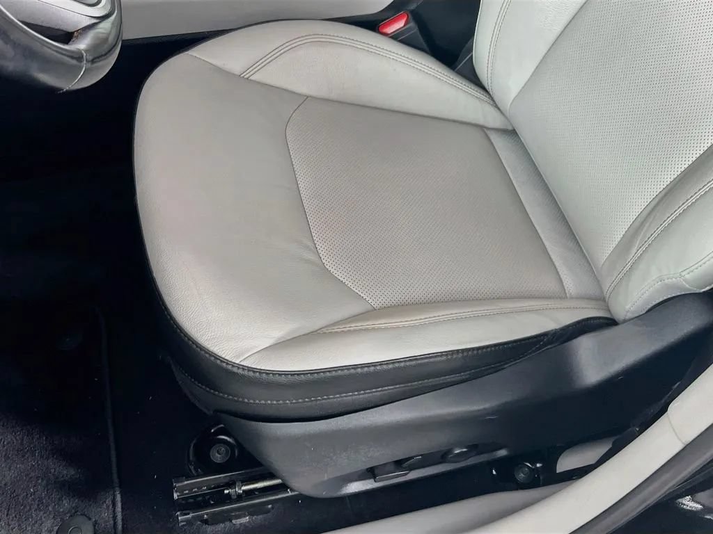 Used 2022 Jeep Compass Limited AWD/4WD image 19