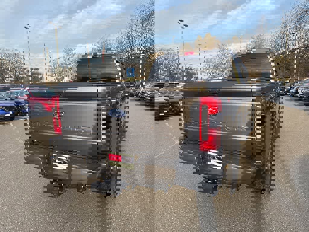 Used 2023 Ford F250 XL w/ STX Appearance Package image 16