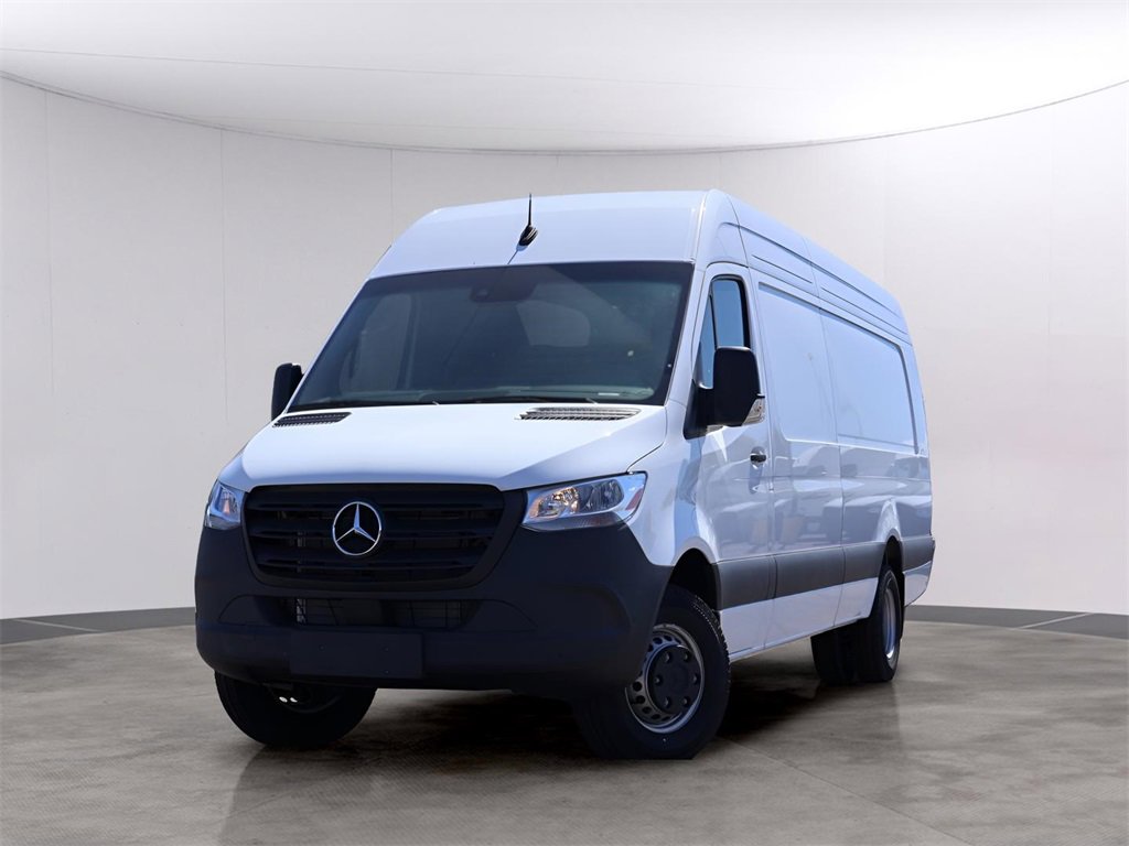 Used 2024 Mercedes-Benz Sprinter 3500 image 1