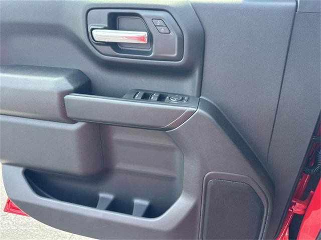 New 2025 Chevrolet Silverado 1500 Custom image 15