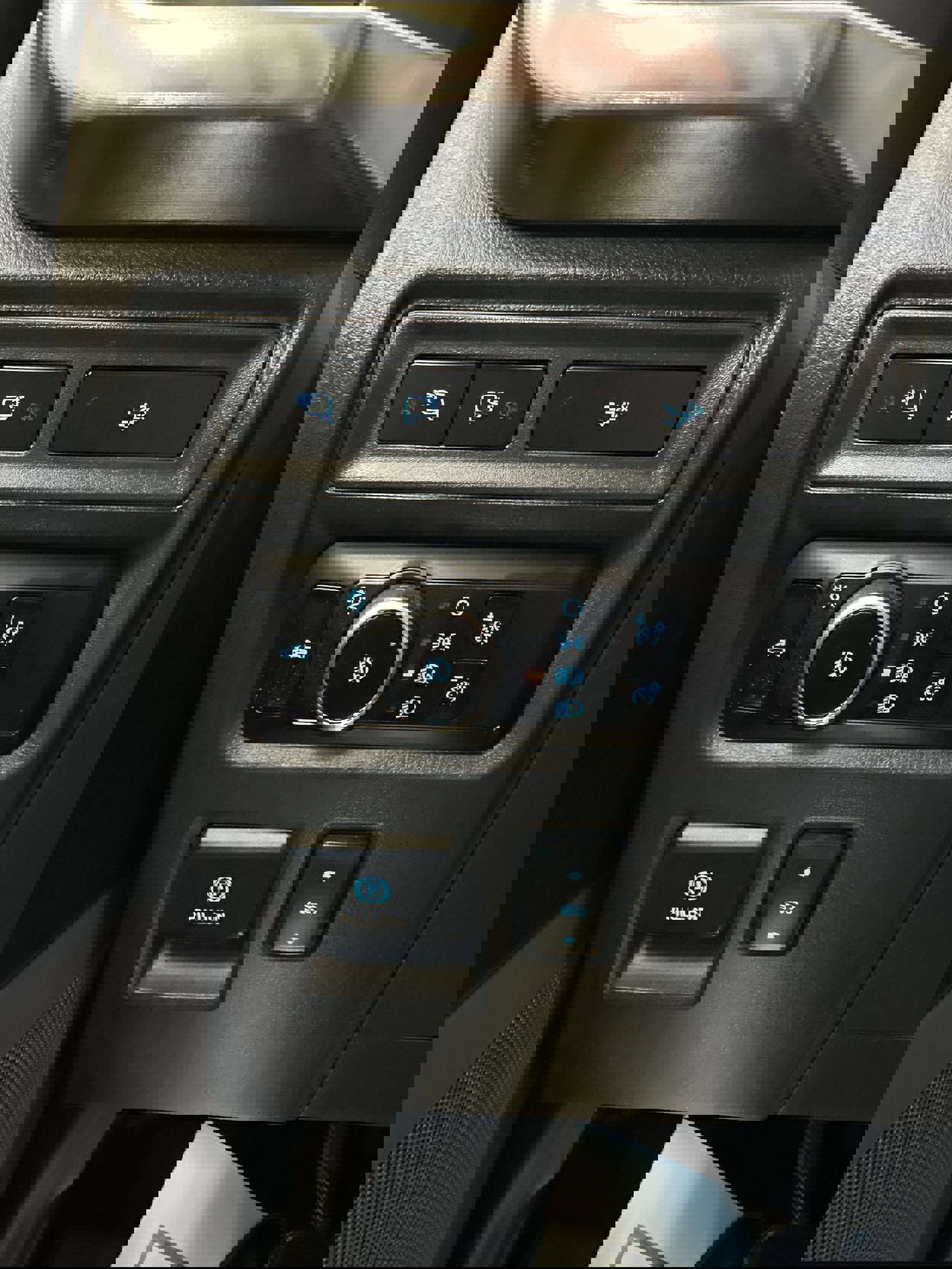 Used 2023 Ford F150 Lariat image 20