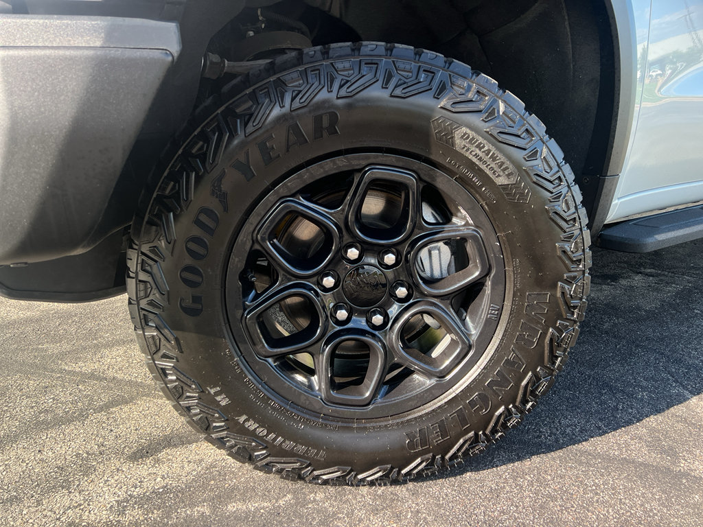 Used 2024 Chevrolet Silverado 1500 ZR2 w/ ZR2 Bison Edition AWD/4WD image 9