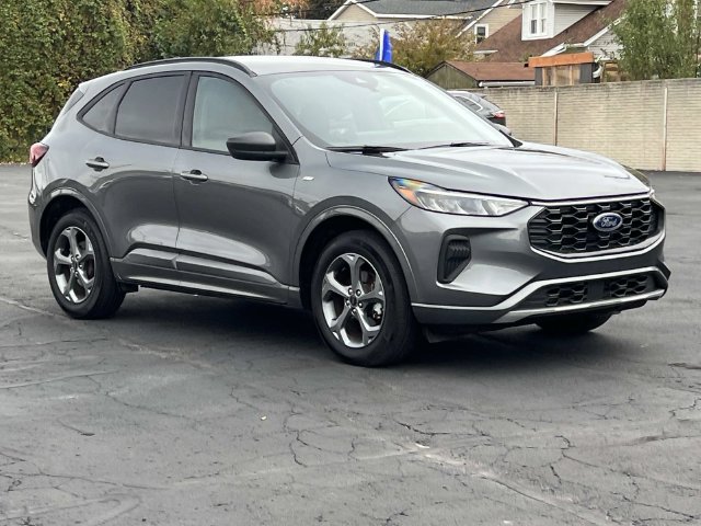 Certified 2024 Ford Escape ST-Line w/ Tech Pack #1 AWD/4WD image 7
