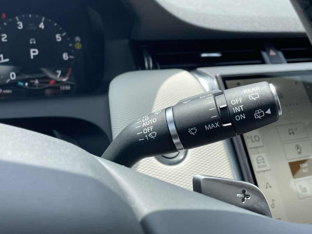 New 2026 Land Rover Discovery Sport Landmark AWD/4WD image 41