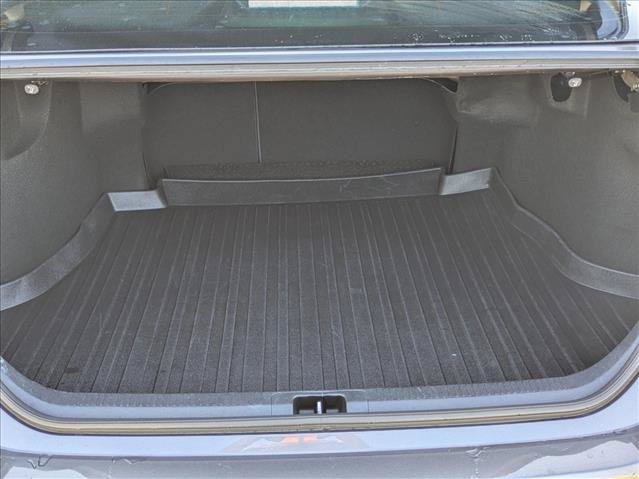 Used 2021 Toyota Camry LE FWD image 6