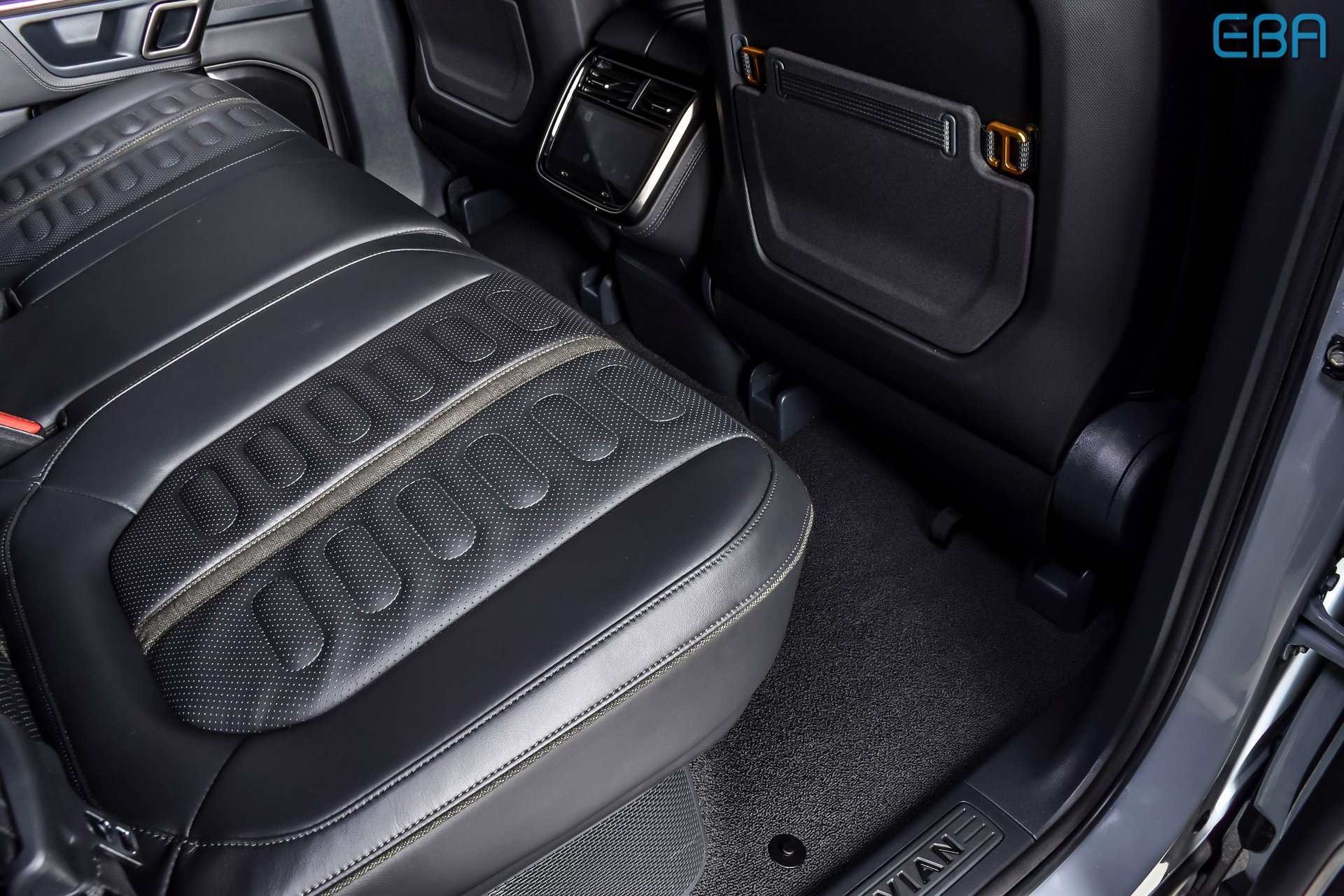 Used 2022 Rivian R1T Adventure image 18