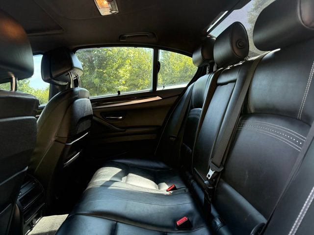 Used 2015 BMW 550i xDrive Sedan AWD/4WD image 12