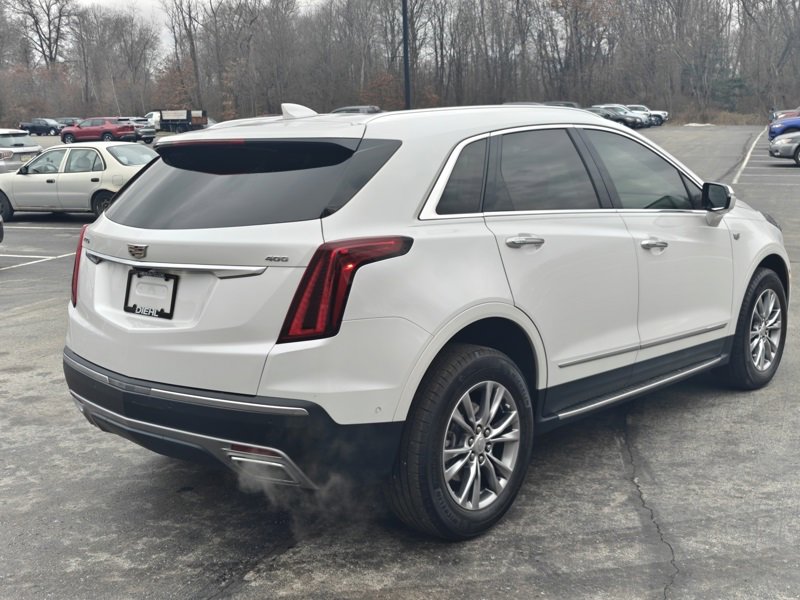 Used 2022 Cadillac XT5 Premium Luxury w/ Technology Package image 6