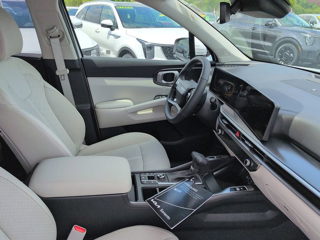 New 2026 Kia Sorento S FWD image 7
