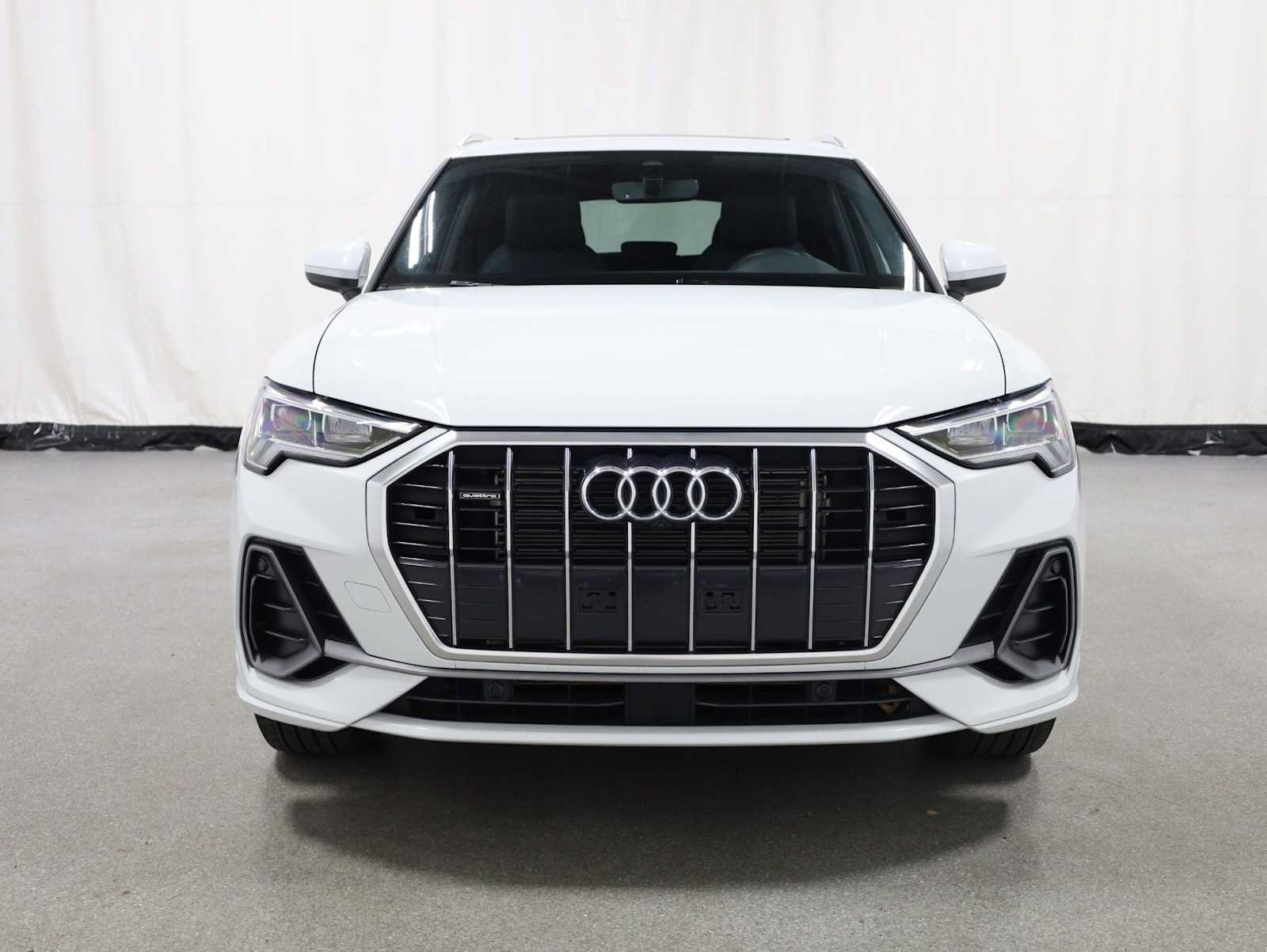 Used 2025 Audi Q3 2.0T Premium Plus AWD/4WD image 14