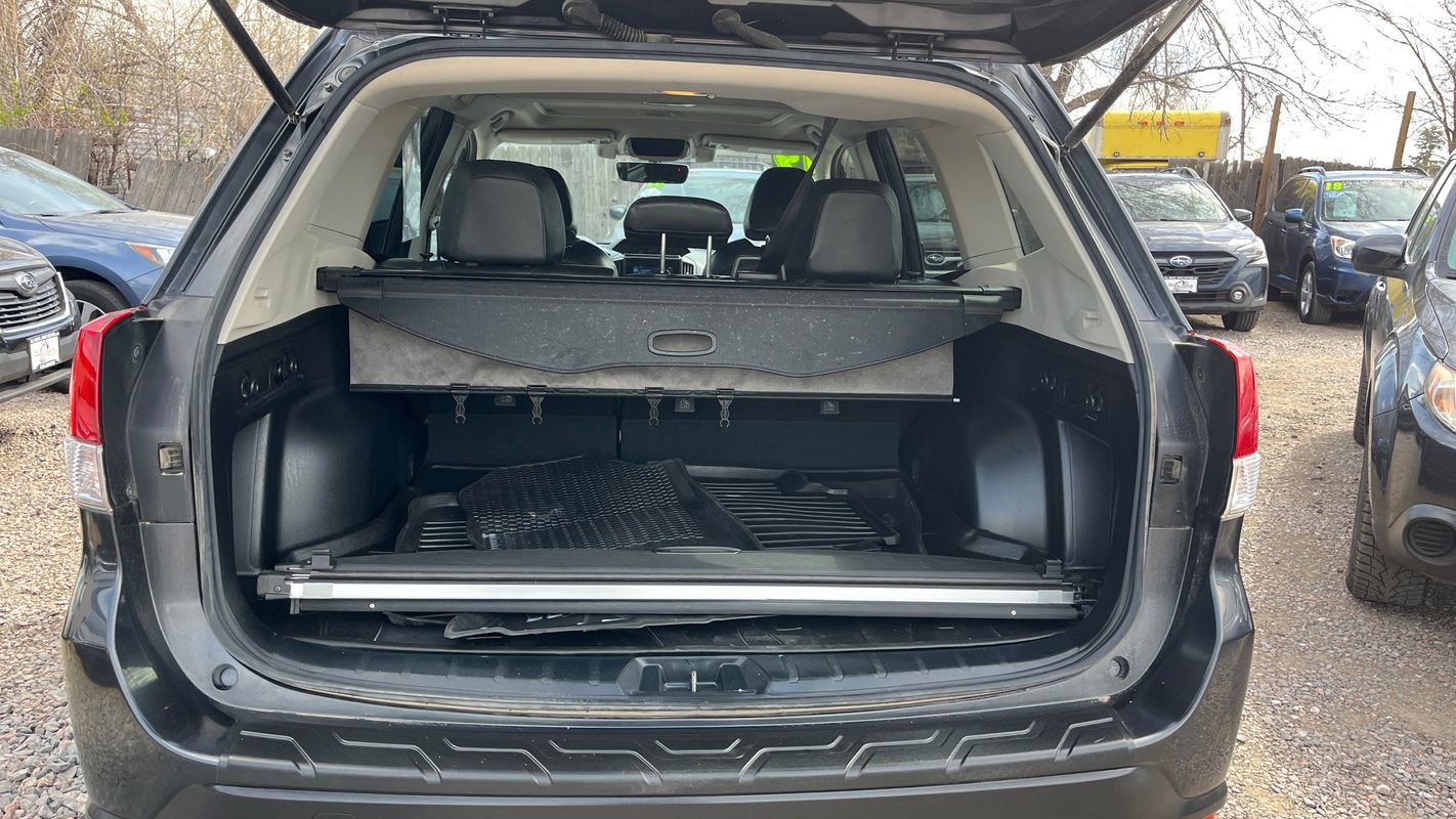 Used 2019 Subaru Forester Premium w/ All-Weather Package image 23