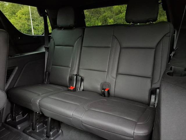 Used 2024 Chevrolet Tahoe Z71 w/ Z71 Off-Road Package AWD/4WD image 13