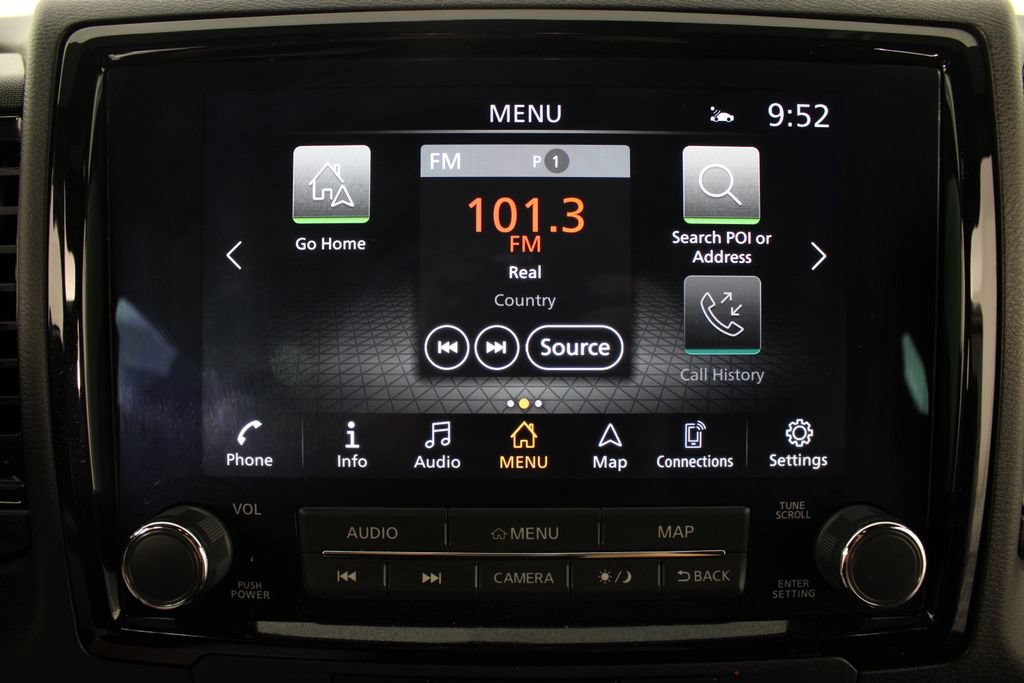 Used 2024 Nissan Frontier PRO-4X w/ Technology Package AWD/4WD image 4