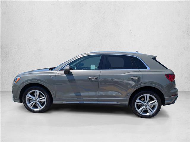 Used 2020 Audi Q3 2.0T Premium w/ Convenience Package AWD/4WD image 9