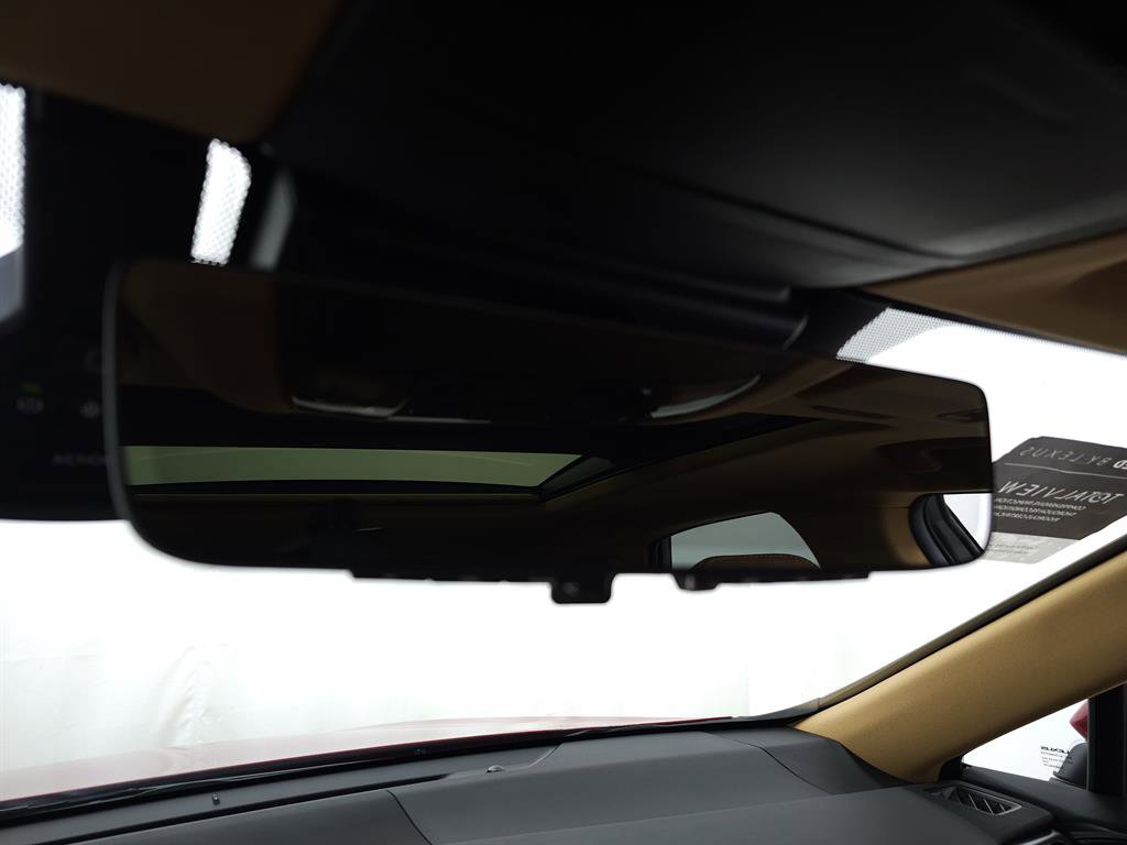 Used 2025 Lexus NX 300h AWD w/ Luxury Package image 31