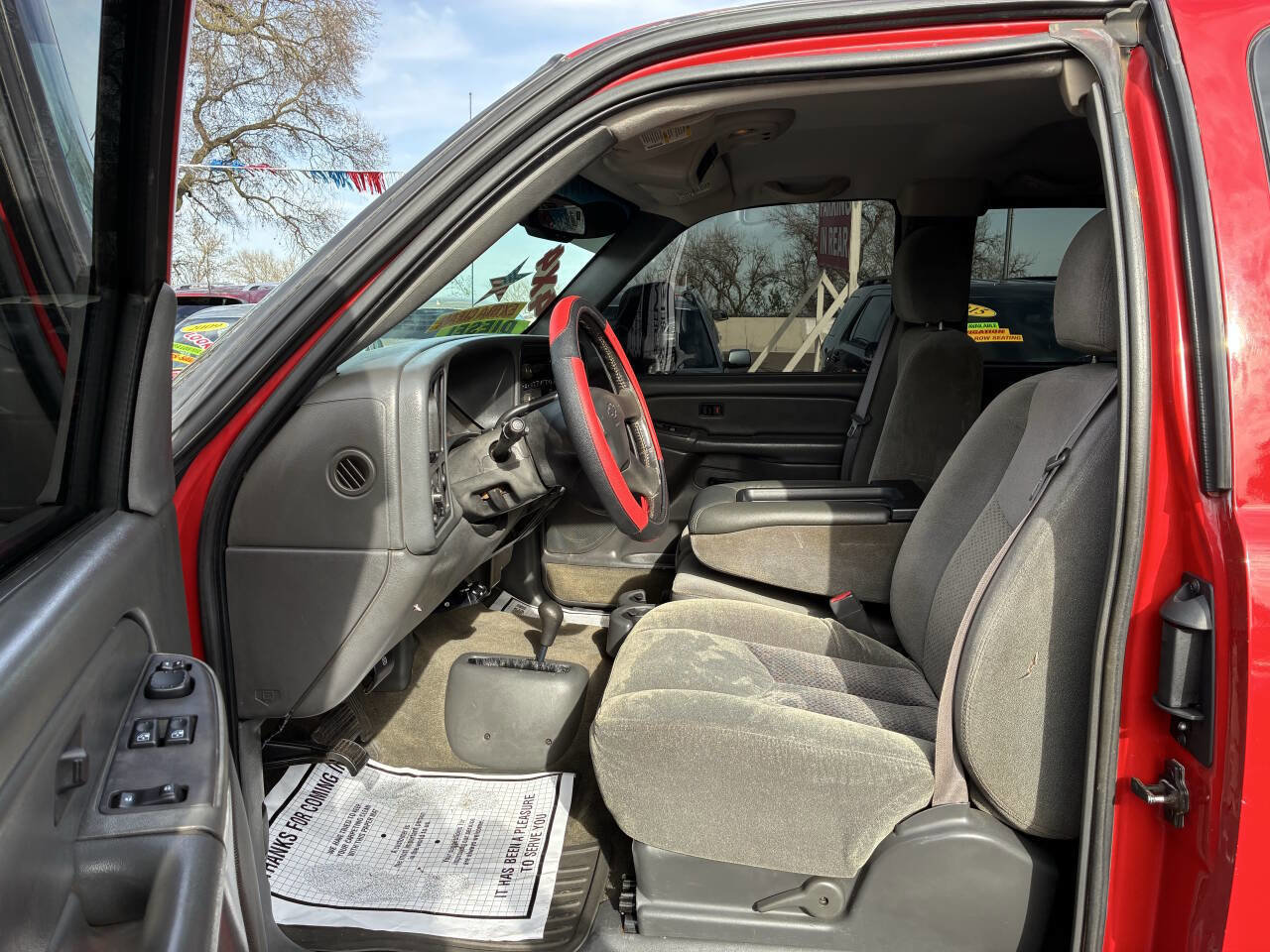 Used 2004 Chevrolet Silverado 2500 LS w/ Skid Plate Package AWD/4WD image 3