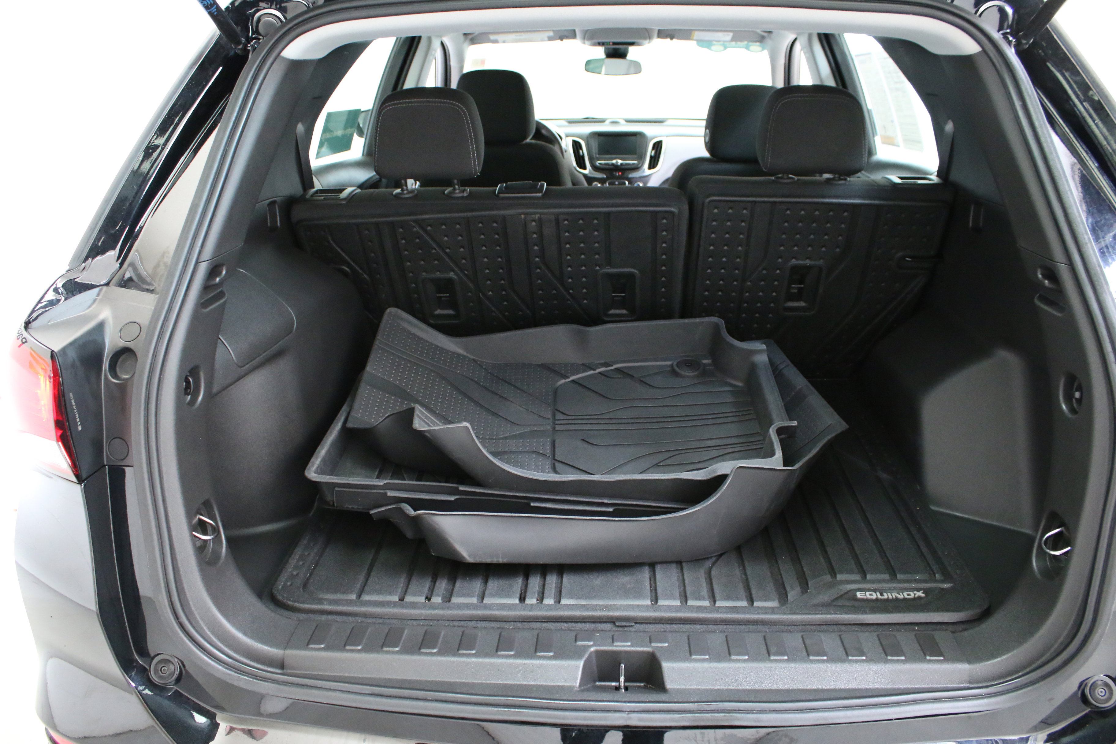 Used 2023 Chevrolet Equinox LS w/ Midnight Edition AWD/4WD image 27