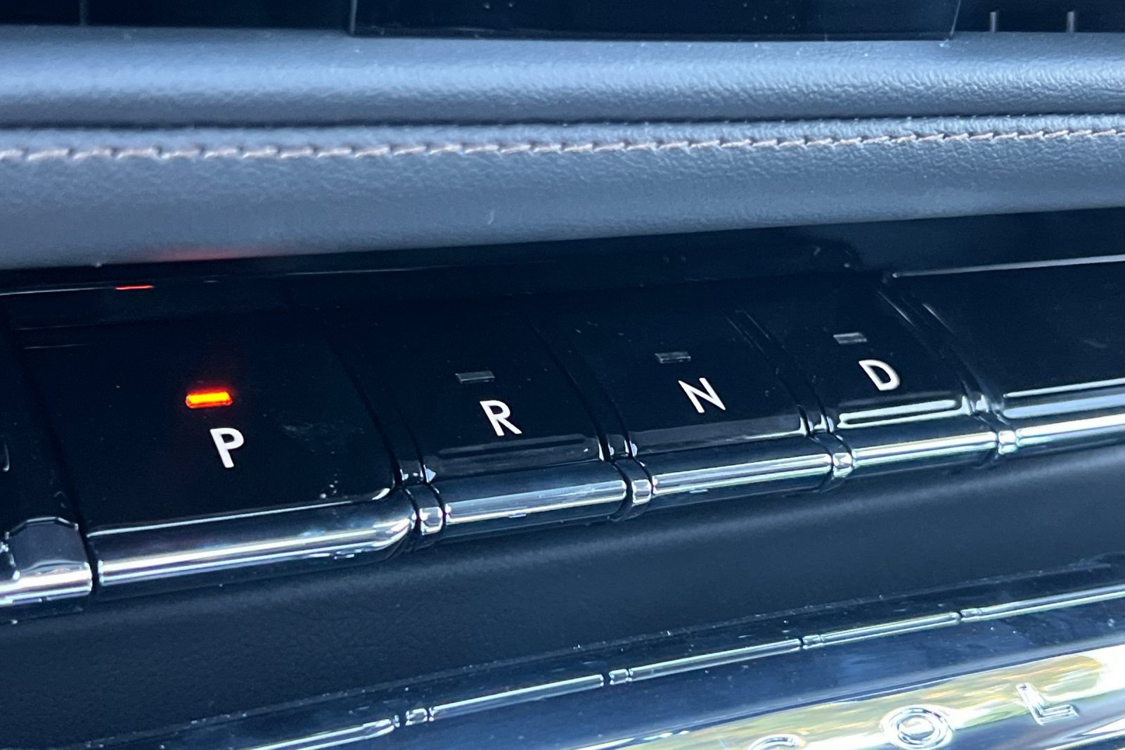 New 2026 Lincoln Aviator AWD w/ Jet Appearance Package image 20