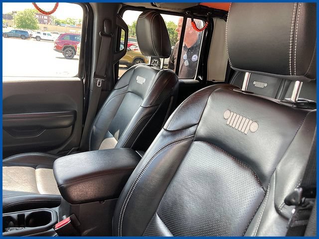 Used 2021 Jeep Gladiator Sport AWD/4WD image 13
