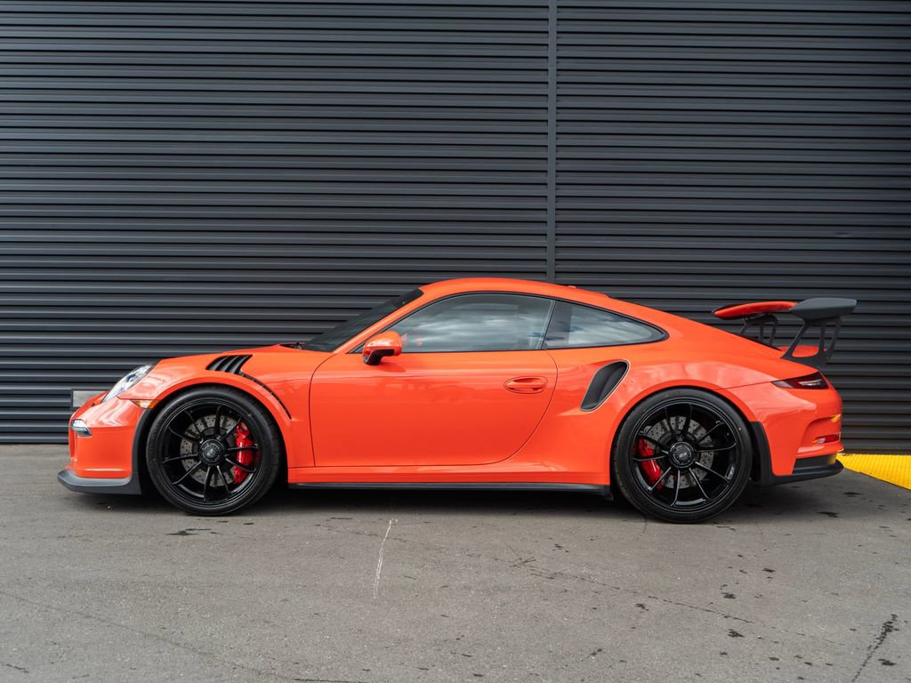 Used 2016 Porsche 911 GT3 RS image 2