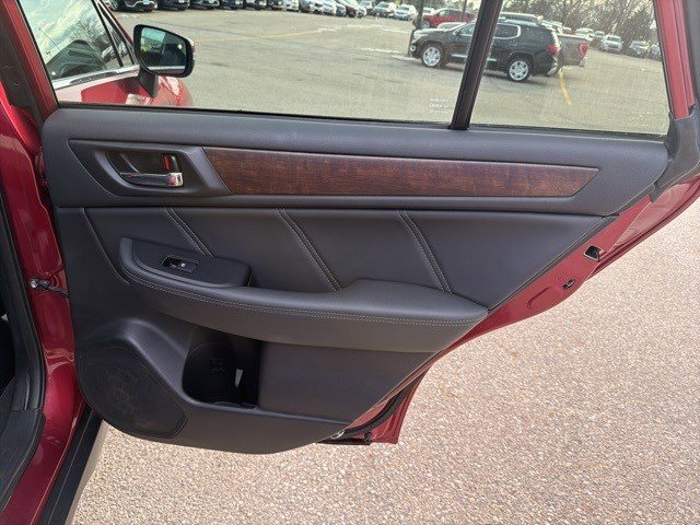 Used 2018 Subaru Outback 2.5i Limited image 14