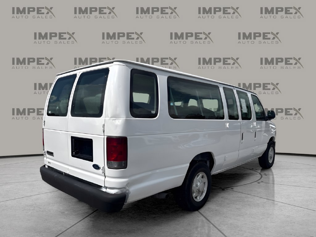 Used 2008 Ford E-350 and Econoline 350 XLT RWD image 6
