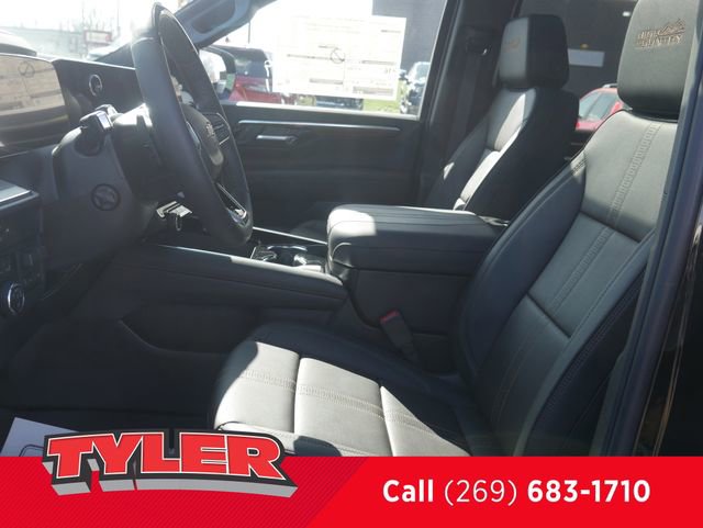 New 2026 Chevrolet Tahoe High Country w/ LPO, Illumination Package AWD/4WD image 38