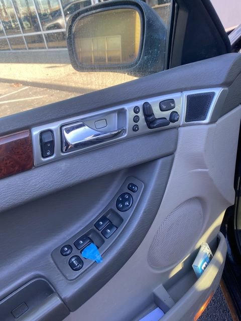 Used 2008 Chrysler Pacifica Touring image 13