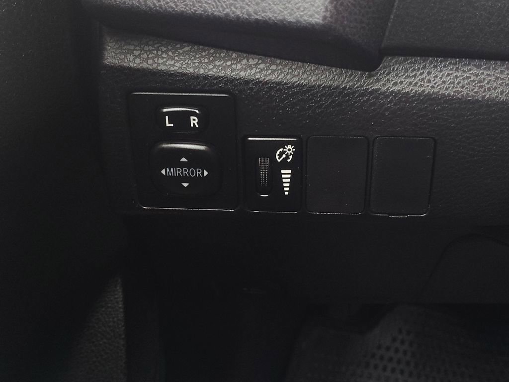 Used 2016 Toyota Corolla S image 12