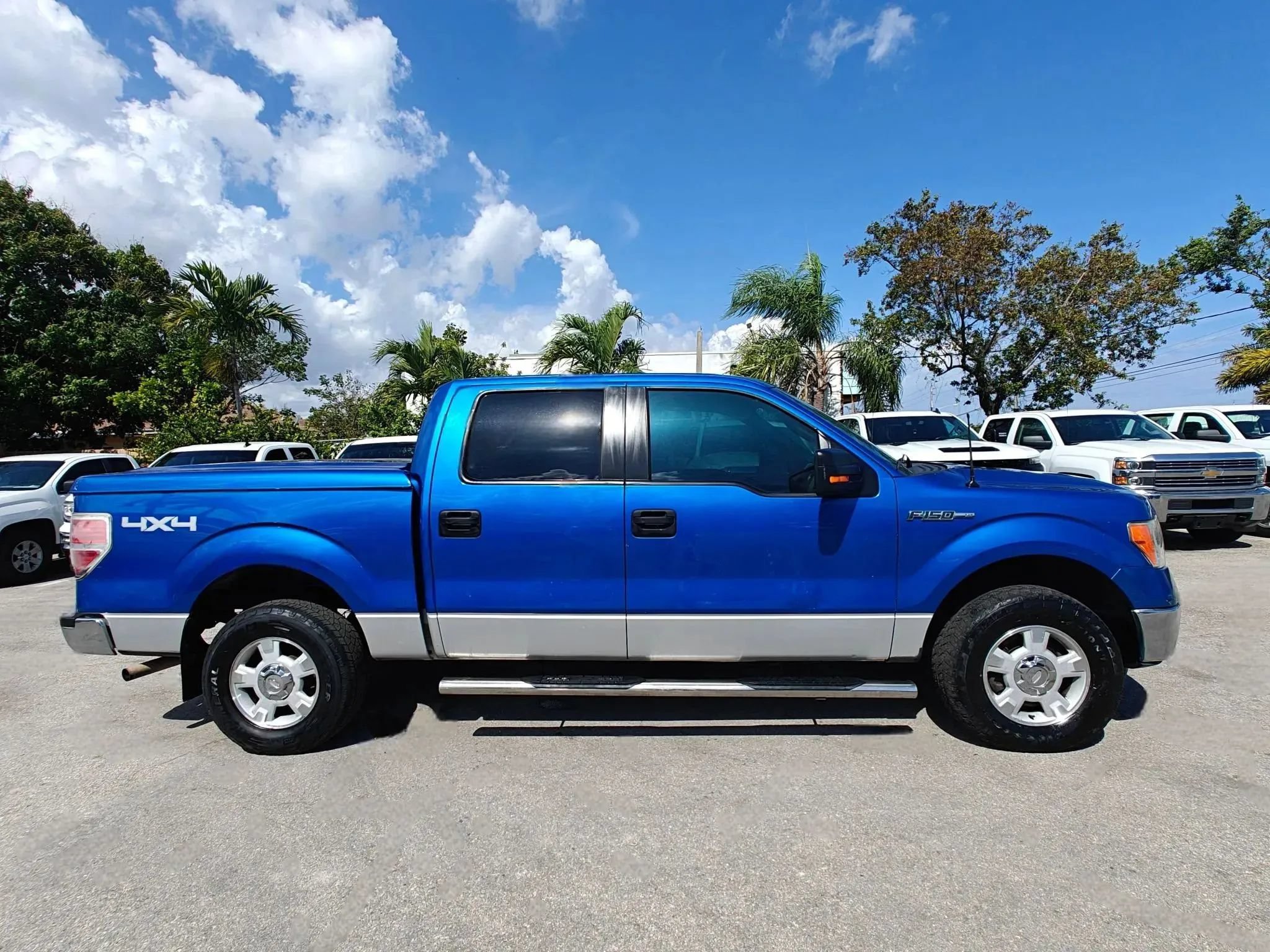 Used 2010 Ford F150 XLT AWD/4WD image 9