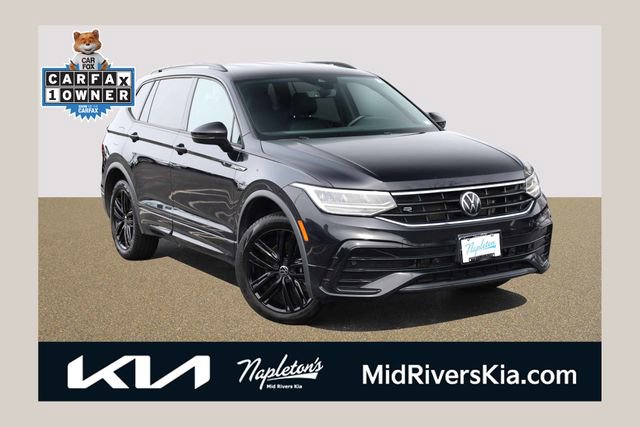 Used 2022 Volkswagen Tiguan SE R-Line FWD image 1