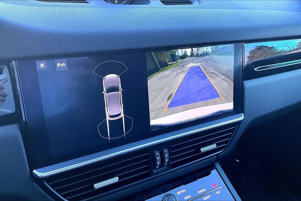 Used 2019 Porsche Cayenne image 29
