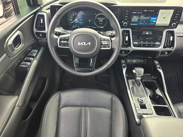 Used 2023 Kia Sorento SX image 13