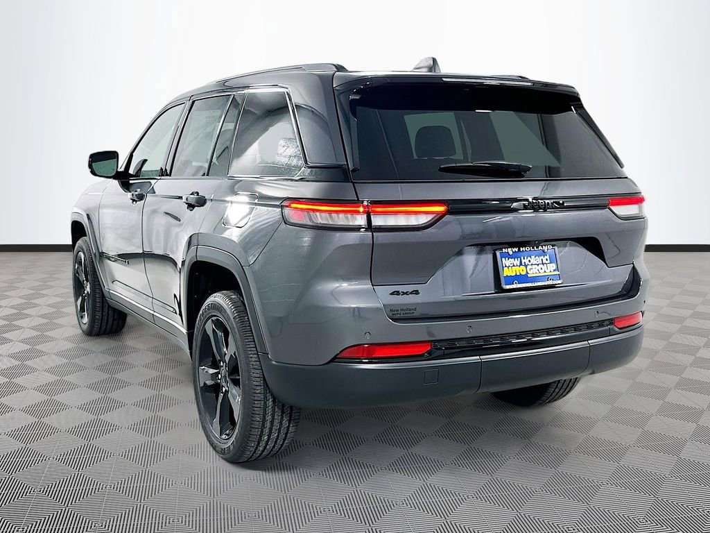 New 2025 Jeep Grand Cherokee 4WD image 21