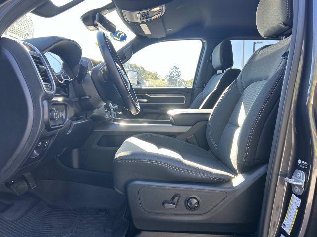 Used 2022 RAM 1500 Big Horn AWD/4WD image 12