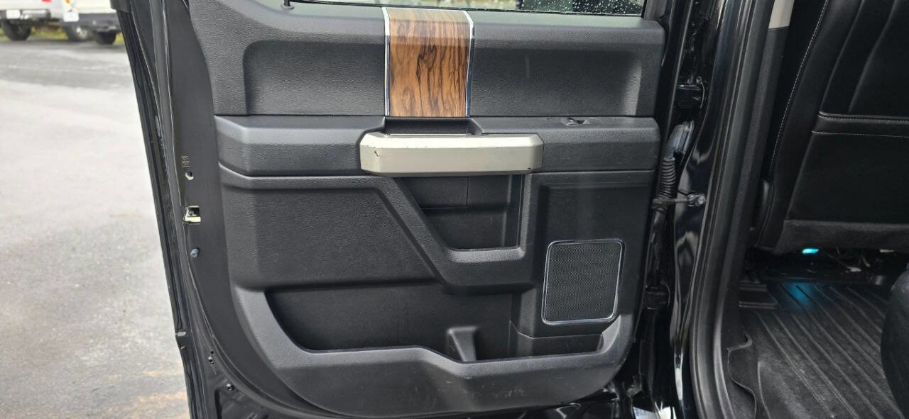 Used 2018 Ford F150 Lariat w/ Equipment Group 502A Luxury AWD/4WD image 16