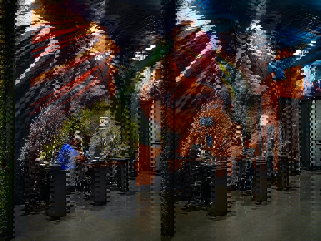 New 2026 Ford F550 4x4 Supercab Super Duty image 16