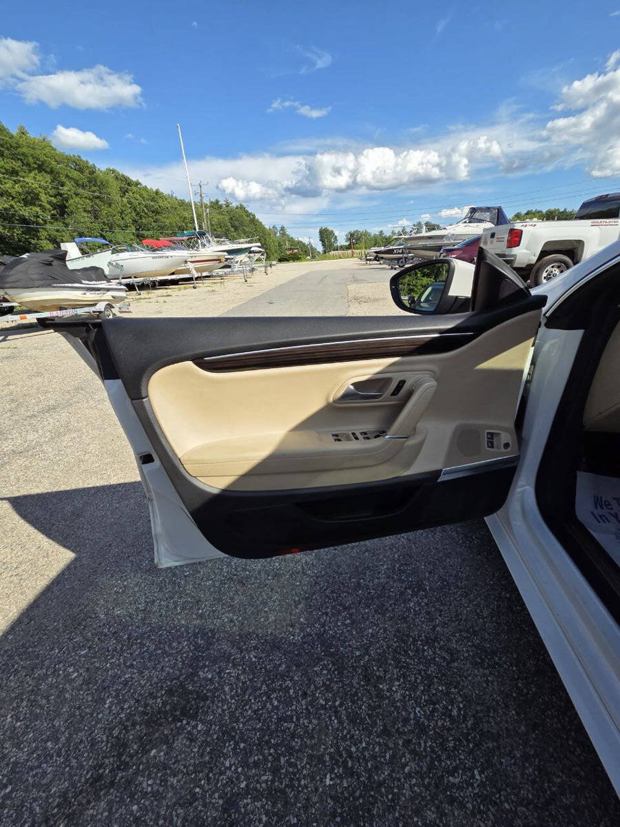 Used 2013 Volkswagen CC Executive AWD/4WD image 15